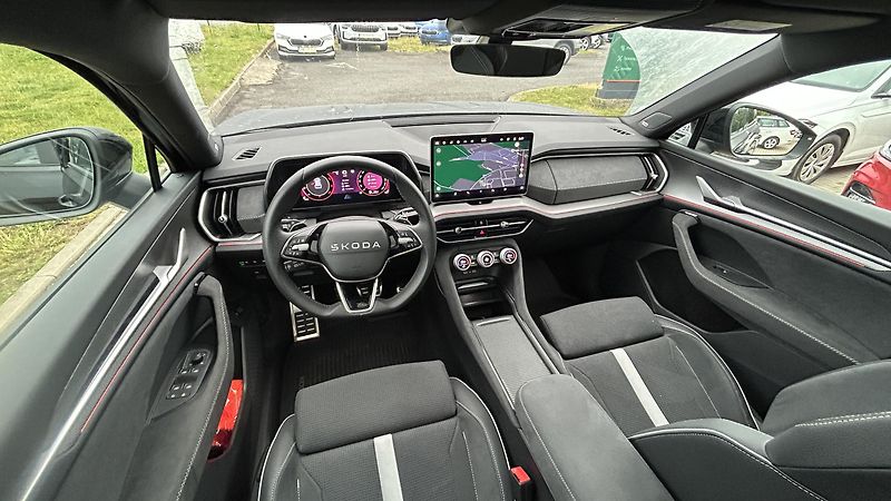 Škoda Kodiaq 2.0 TDI 142kW 4x4 Sportline  - fotka 9 z 16