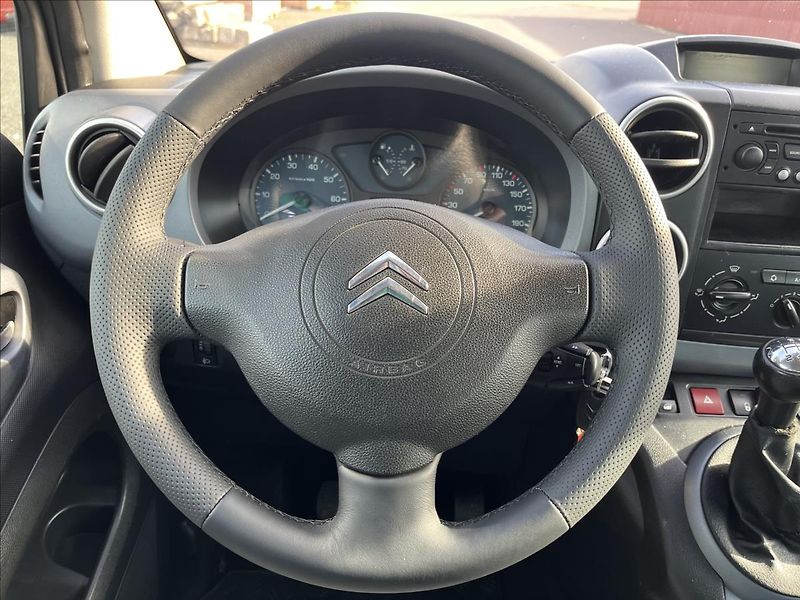 Citroën Berlingo 1,6 i LPG 5.MÍST KLIMA TAŽNÉ - fotka 15 z 38