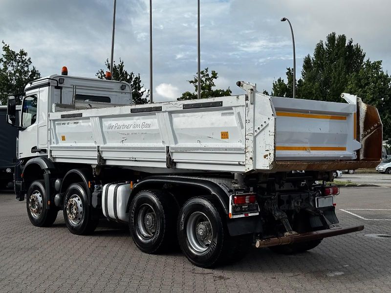 Mercedes-Benz (2019) Arocs 3243 8x4 Bordmatik EURO  - fotka 4 z 18