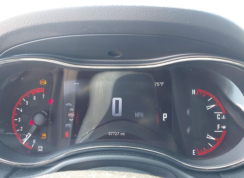 Dodge Durango (2020) Auto na cestě - fotka 6 z 10