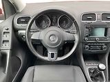 Volkswagen Golf (2010) 1.6 TDi, Team - náhled 11