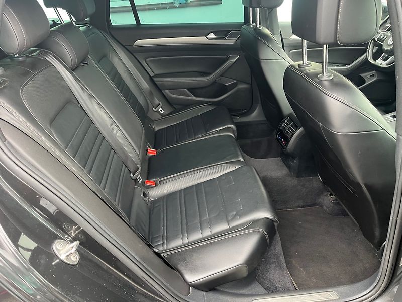 Volkswagen Passat (2017) 2.0 TDI R-Line LED , NAVI - fotka 12 z 14