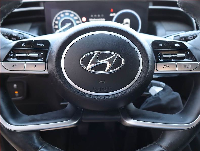 Hyundai Tucson (2021) 1.6 T-GDI - fotka 13 z 19
