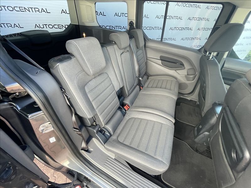 Ford Tourneo Connect 1,5 Ecoblue,Titanium  Grand - fotka 23 z 25