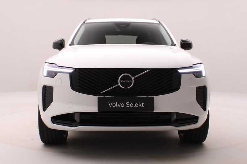 Volvo XC90 T8 AWD RECHARGE DARK REZERVACE - fotka 16 z 67