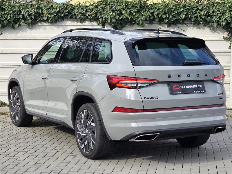 Škoda Kodiaq 2,0 TSi DSG 4x4 RS Tažné z. 1. - fotka 4 z 15