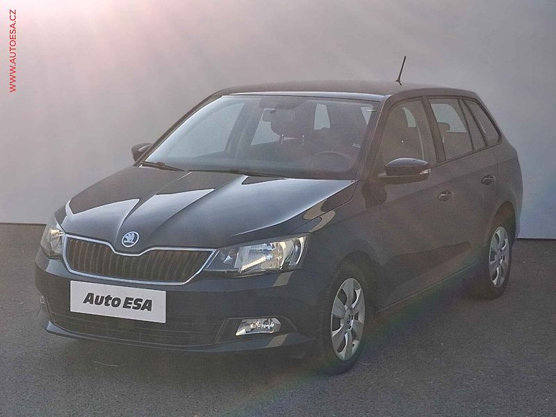 Škoda Fabia (2017) 1.2 TSi, ČR, AC, temp - fotka 3 z 16