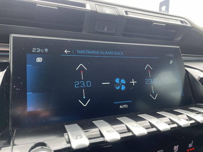 Peugeot 508 GT 1.6 PT 133 kW - fotka 14 z 33