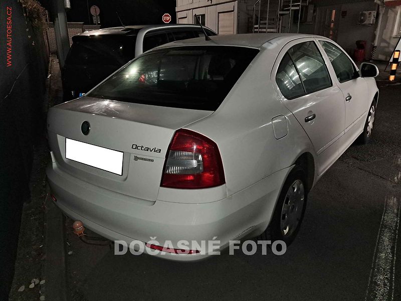 Škoda Octavia (2012) 2.0 TDi - fotka 3 z 3
