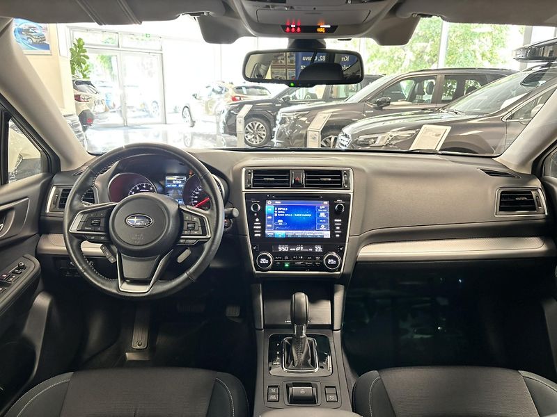 Subaru Outback 2.5i Active ES Lineartronic - fotka 16 z 41