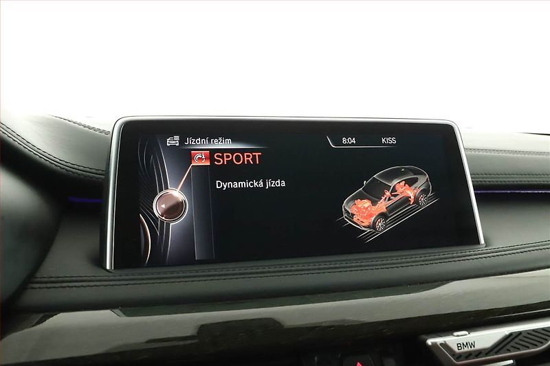 BMW X6 (2015) Edition Exclusive xDrive30d - fotka 15 z 20