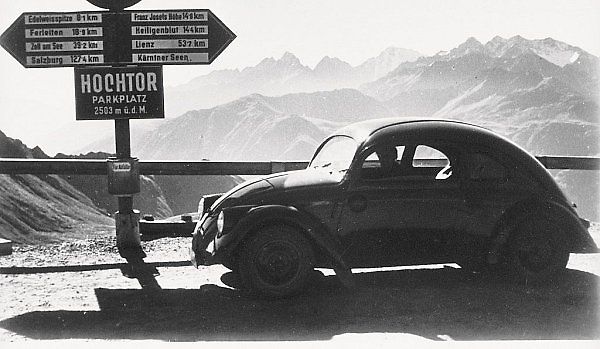 Volkswagen na Großglockneru v roce 1937.