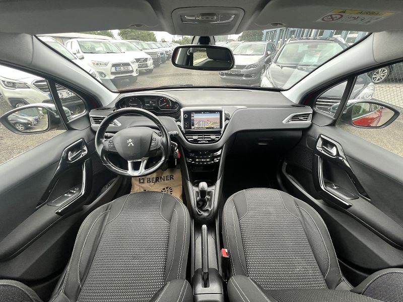 Peugeot 208 1.2i LPG KLIMA NAVI KAMERA ALU - fotka 19 z 41