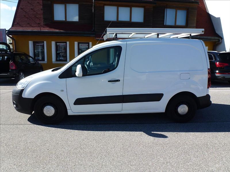 Citroën Berlingo 1,6 HDi 75 L1 X Střešní zahrád - fotka 12 z 40