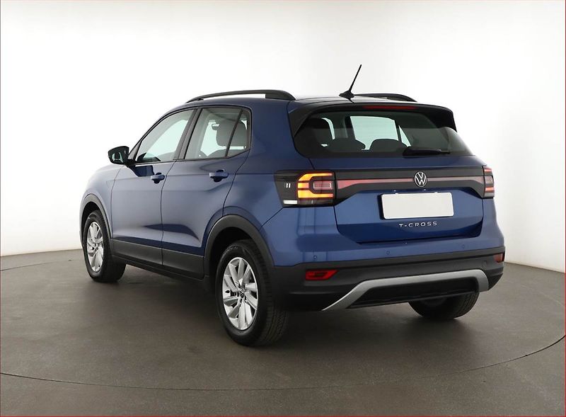 Volkswagen T-Cross (2023) Life 1.0 TSI, Navi - fotka 4 z 18