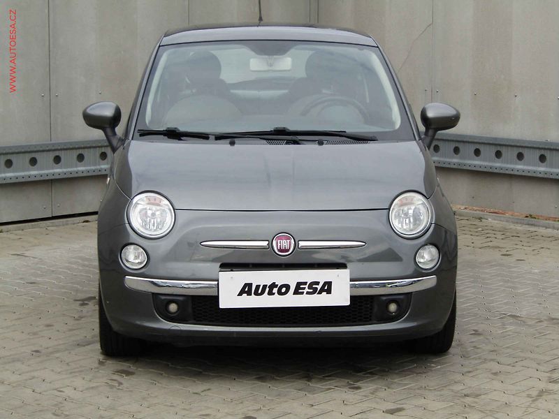 Fiat 500 (2012) 1.2, Lounge, panor - fotka 2 z 18