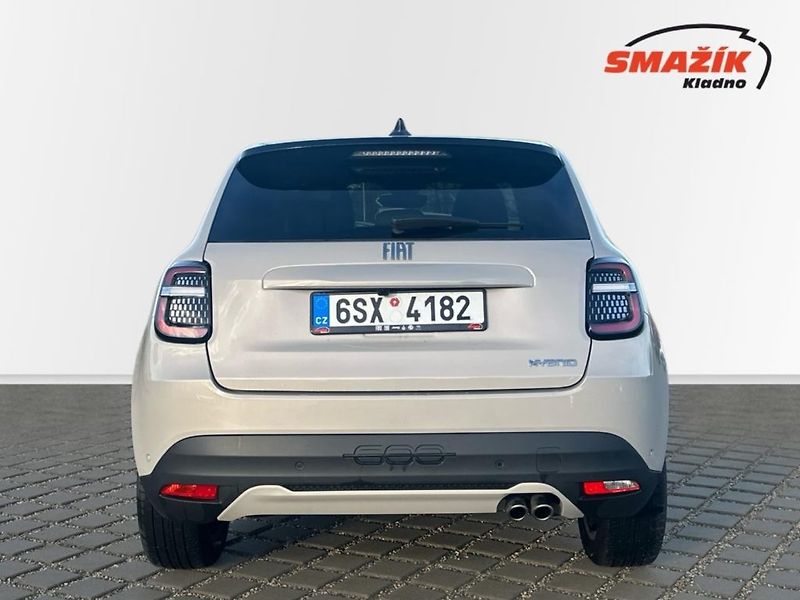 Fiat 600 (2025) La Prima Turbo 1,2 (136k) - fotka 5 z 26