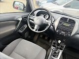 Toyota RAV4 2,0 D-4D 4X4 TAŽNÉ - náhled 17