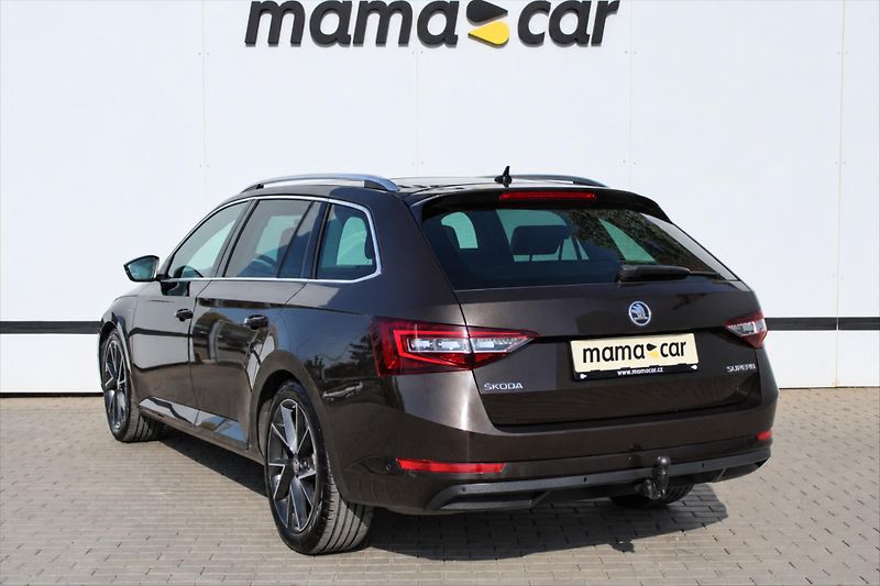 Škoda Superb 2.0TDI 140kW DSG L&K ČR - fotka 5 z 33