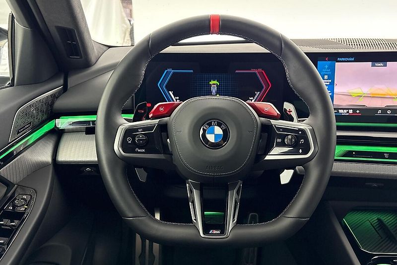 BMW M5 Sedan - fotka 18 z 28