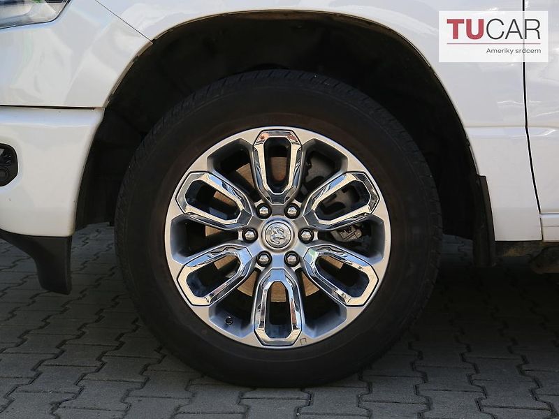 RAM 1500 (2025) Laramie 5.7 V8 HEMI  - fotka 13 z 47