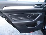 Volkswagen Passat (2022) 2.0 TDI DSG 147kW  MATRIX - náhled 23