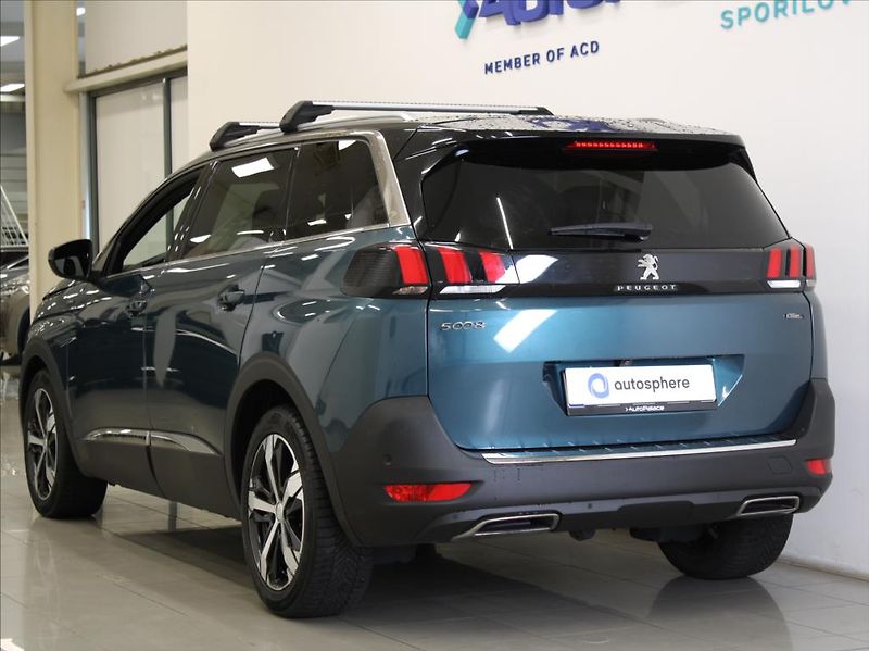 Peugeot 5008 2,0 HDi 130kW AT GT-line 1.maj - fotka 3 z 22