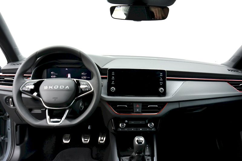 Škoda Scala (2026) Monte Carlo 1,0 TSI 85 kW 6 MP - fotka 10 z 20