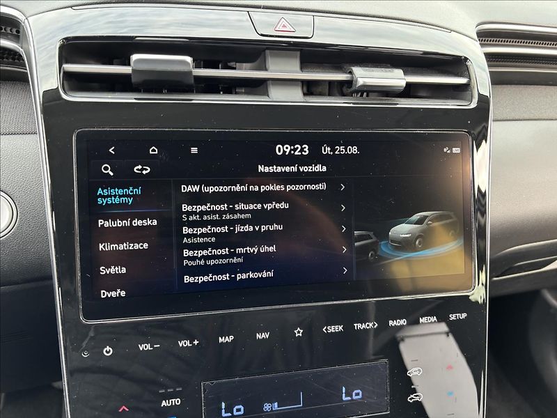 Hyundai Tucson 1,6 T-GDI mHEV Smart 110kW - fotka 41 z 49