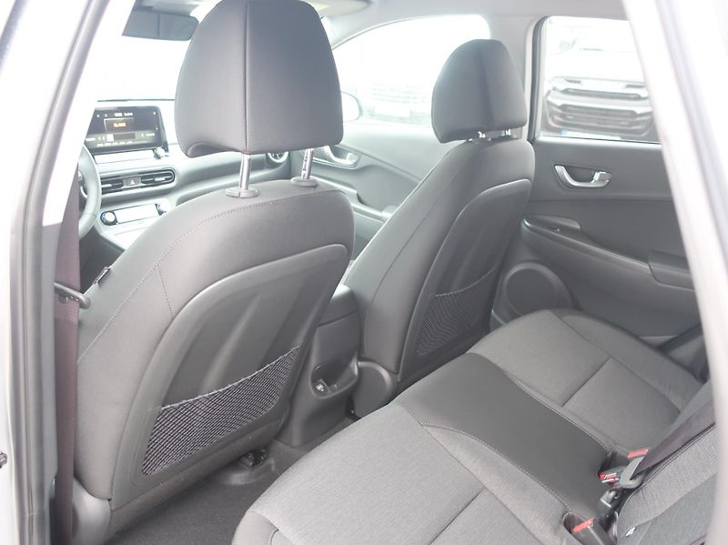 Hyundai Kona 65kWh-150KW POWER STYLE HEADUP - fotka 12 z 32