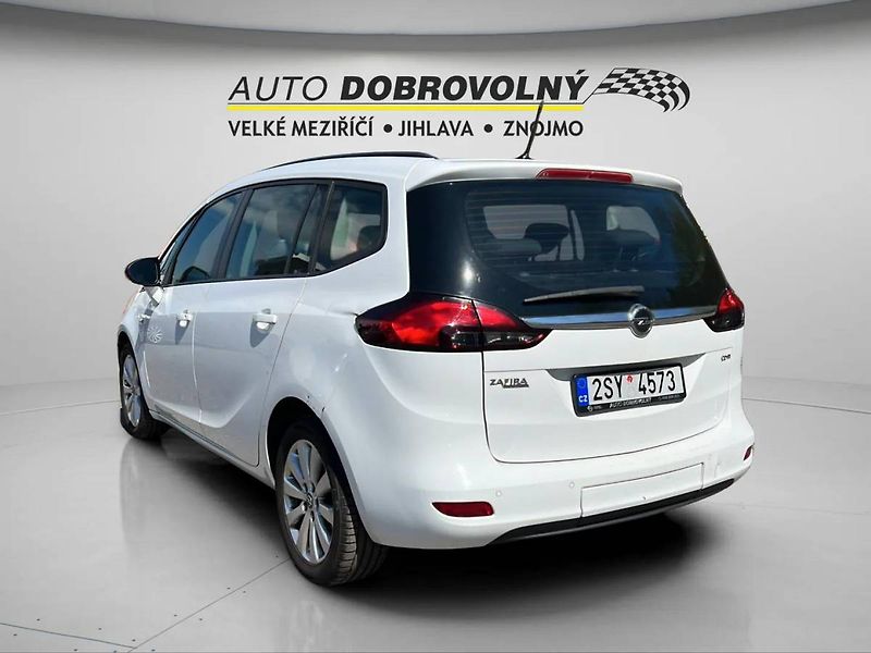 Opel Zafira Enjoy Tourer 2.0 CDTI MT6 (96 - fotka 6 z 38