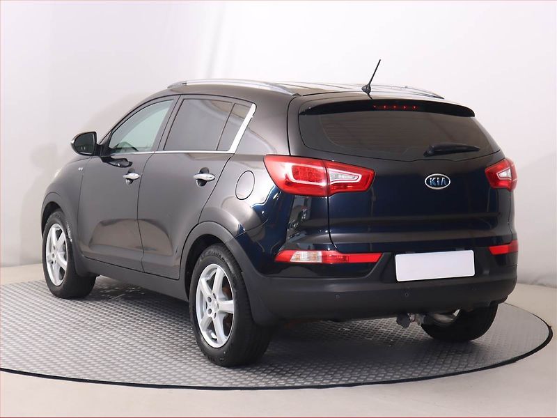 Kia Sportage (2012) 2.0 CRDi, 4X4, Tempomat - fotka 4 z 17