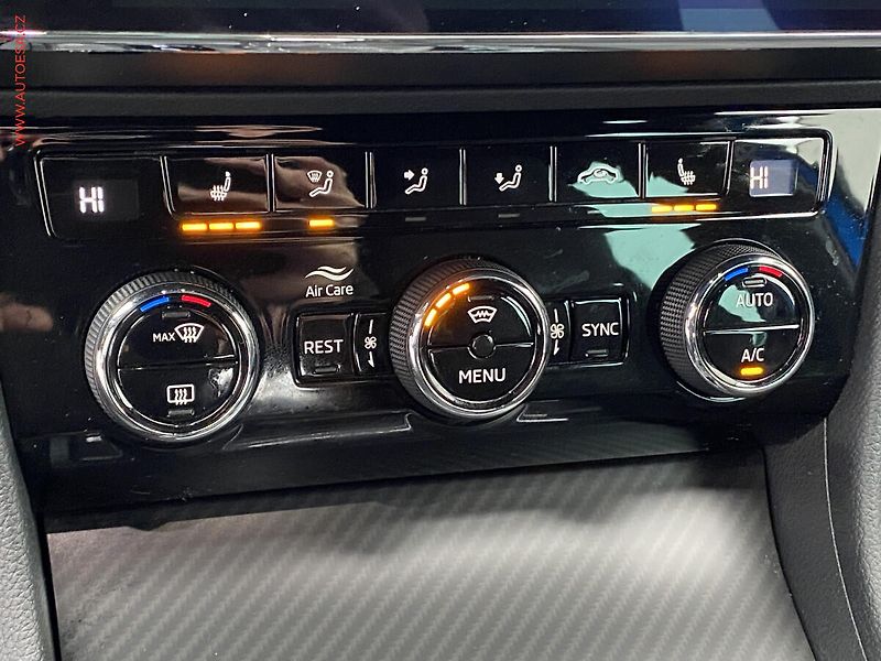 Škoda Superb (2022) 2.0 TDi, 2.maj,ČR, SportLine - fotka 17 z 19