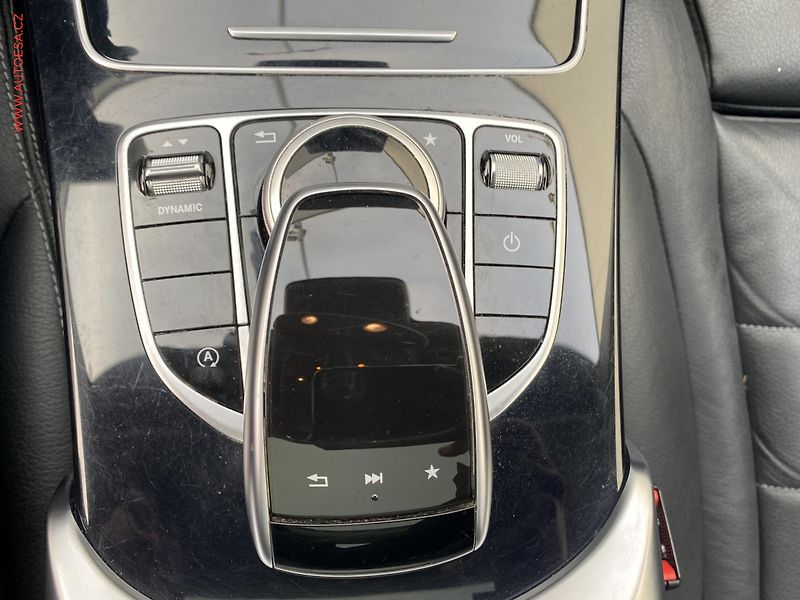 Mercedes-Benz Třídy C (2016) 2.2CDi, AT, park. kamera - fotka 18 z 22