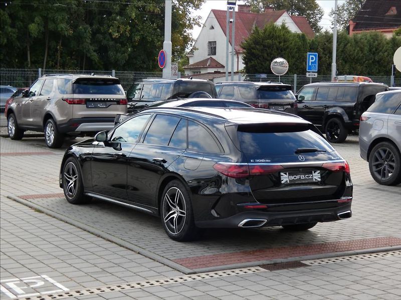 Mercedes-Benz Třídy E 2,0 300de 4M,1Maj, ČR, DPH - fotka 8 z 50