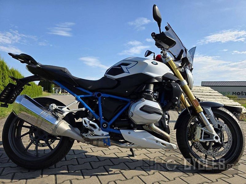 BMW R 1200 R (2021) - fotka 2 z 18