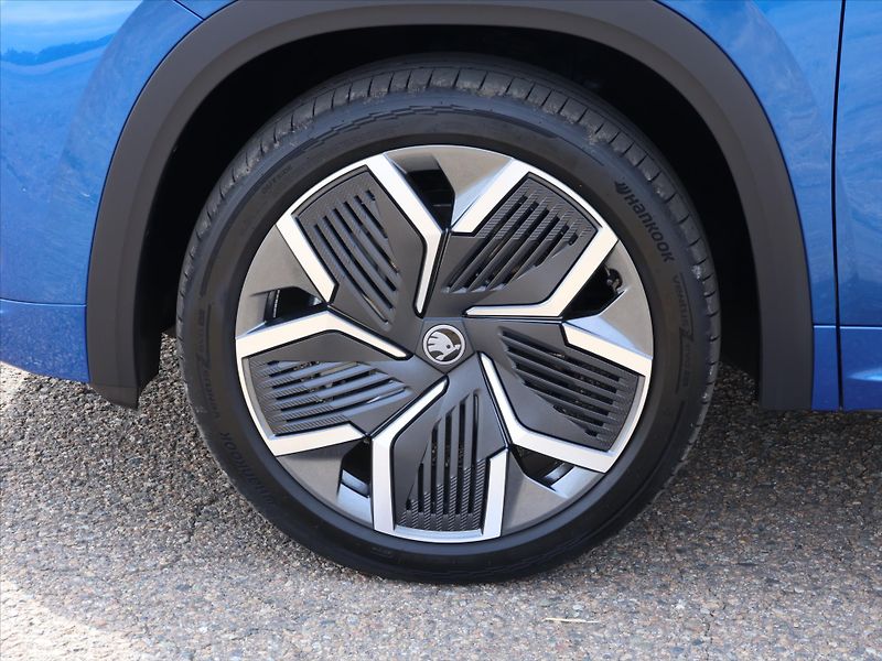 Škoda Kodiaq 2,0 TDI DSG 4x4 Sportline 7-Mí - fotka 5 z 34