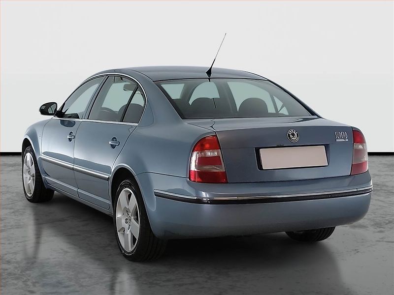 Škoda Superb (2008) Ambiente 2.0 TDI, nová STK - fotka 4 z 15