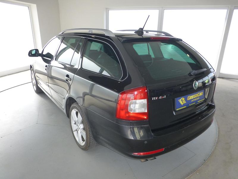 Škoda Octavia (2011) 2,0TDI*VYHŘ.SED**4X4**NAV**L&K - fotka 7 z 28