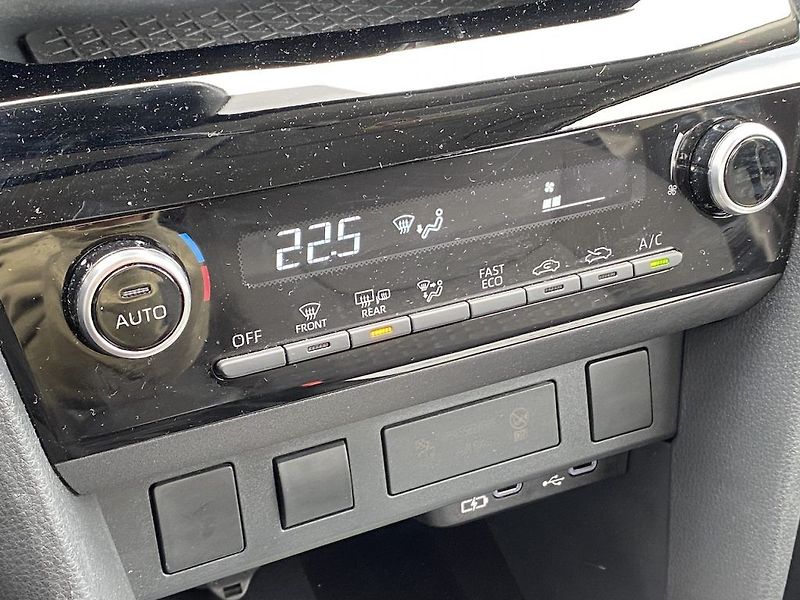 Toyota Yaris Cross 1.5HEV, ČR, Comfort, záruka - fotka 14 z 15