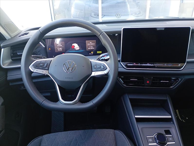 Volkswagen Tayron (2025) 1,5 eTSI 110 kW mHEV  People - fotka 15 z 17