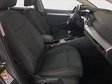 Volkswagen Golf (2021) Life 2.0 TDI, ČR,1.maj - náhled 9