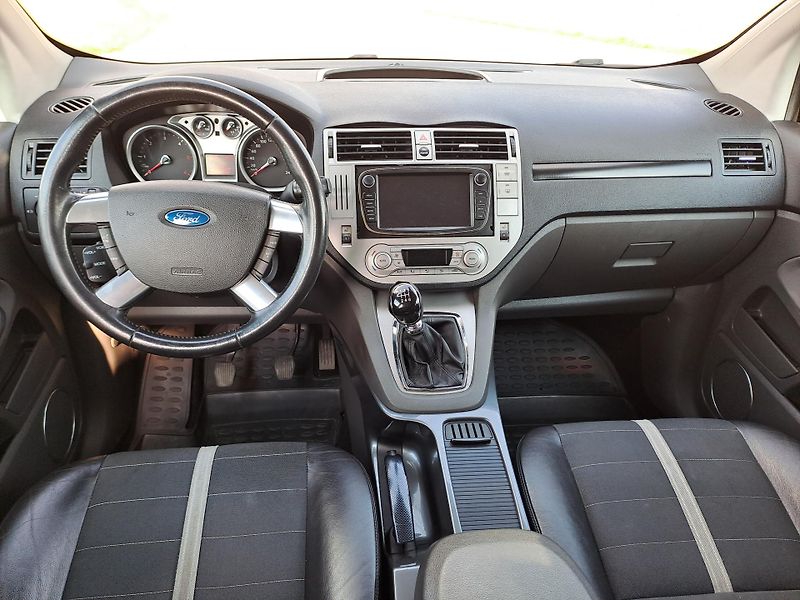 Ford Kuga (2009) 2.0 TDCi 4x4 PŮVOD ČR - fotka 18 z 31
