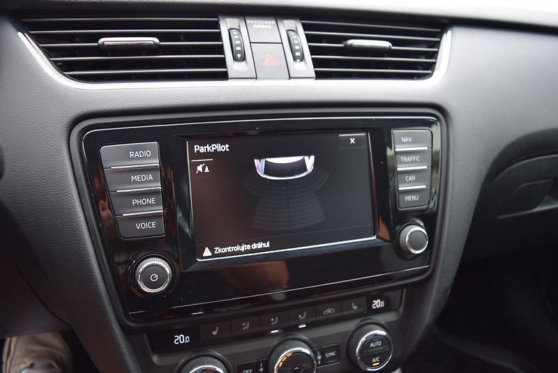 Škoda Octavia (2016) 2.0TDI 110kw ED. JOY BIXEN TAŽ - fotka 29 z 48