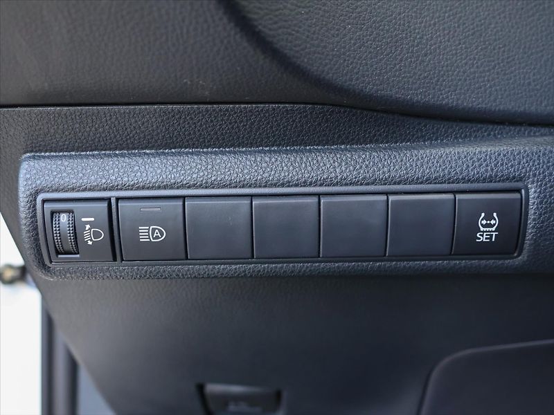 Toyota Corolla 1,5 VTi Aut. DPH CZ Comfort - fotka 14 z 30