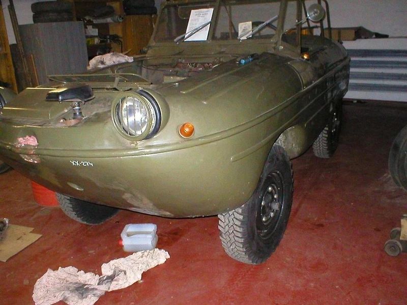Obojživelný vůz vyvinutý československou automobilkou. 