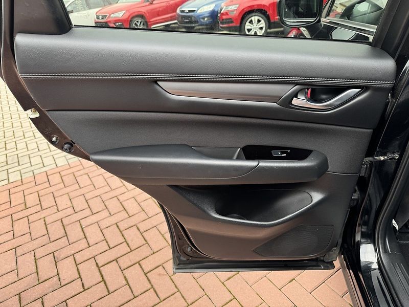 Mazda CX-5 (2022) 2.0i G-165 LED Navi Kamera 360 - fotka 24 z 47