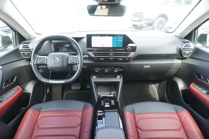 Citroën ë-C4 X (2023) Shine PACK 100kW - fotka 5 z 13
