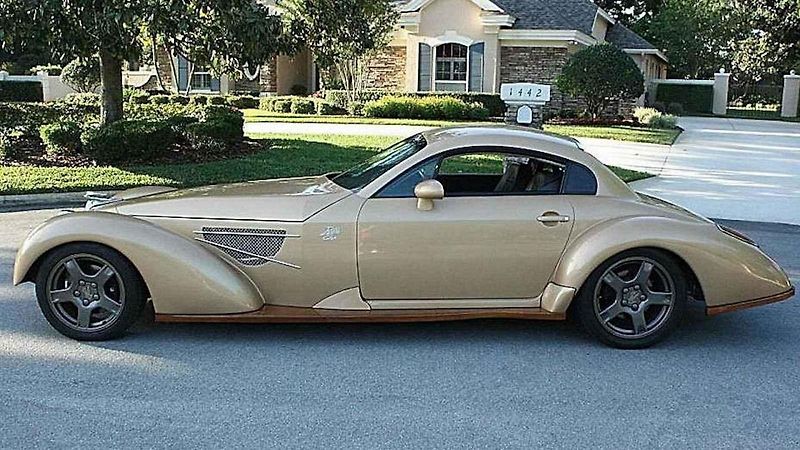 Retro kupé vzniklé přestavbou Audi TT a Chevrolet Corvette