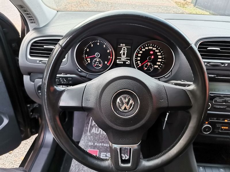 Volkswagen Golf (2011) 1.4TSi 90kw Temp AC PDC Tažné - fotka 11 z 27
